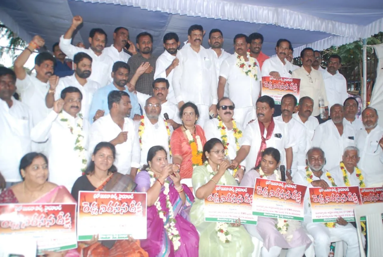 2b02c3dd-3dc1-4bbb-a044-3a5a2ba0514d