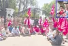 నోష్ లాబ్ లో  ప్రమాదంపై కంపెనీ ముందు సీపీఐ ఎమ్మెల్సీ నెల్లికంటి సత్యం ధర్నా
