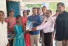 పాఠ్య పుస్తకాలు పంపిణీ. -  జిల్లా విద్యాశాఖ అధికారి  ఏ . సత్యనారాయణ మూర్తి .