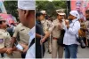 అక్రిడేషన్ కార్డుకు విలువ లేదా..?.. బల్కంపేట ఘటనపై జర్నలిస్టుల ఆగ్రహం