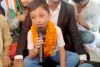విద్యార్థుల ఆందోళనలో పాల్గొన్న ఆదిత్య.. ఇప్పుడు తల్లిదండ్రుల కోసం ధర్నా