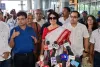 19 ఏళ్ల తర్వాత కోల్‌కతాకు చేరుకున్న తస్లీమా నస్రీన్.