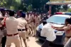 జూరాల ఆయకట్టుకు సాగునీరు విడుదల చేయాలంటూ బీఆర్‌ఎస్‌ ఆందోళన