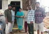 గాయపడిన మున్సిపల్ కార్మికుడికి ఆర్థిక సాయం