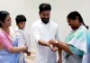 సీఎం రేవంత్‌రెడ్డి ఇంటికి మంత్రి సీతక్క.. రాఖీ కట్టి స్వీట్‌ తినిపించిన మంత్రి
