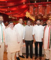 ముఖ్యమంత్రి రేవంత్ రెడ్డి ని కలిసి జన్మదిన శుభాకాంక్షలు తెలిపిన