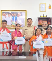  రాష్ట్రస్థాయి కరాటే పోటీలకు ఎంపికైన గాంధీజీ విద్యార్థులు