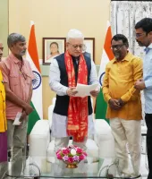 జర్నలిస్టుల సమస్యల పరిష్కారానికి చొరవ తీసుకోండి * గవర్నర్ కు డబ్ల్యూజేఐ వినతి