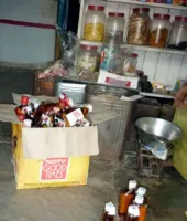 బెల్టు షాపులను వదిలారు కిరాణా షాపును పట్టారు…