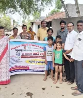 సర్కారు బడులలోనే వసతులతో కూడిన బోధన