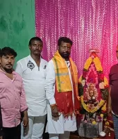 శ్రీ బంగారు మైసమ్మ దేవాలయానికి ప్రముఖుల రాక 