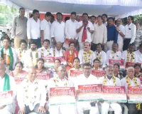 రెడ్డిలా నిరసన దీక్ష కి మద్దతు పలికిన వైశ్య వికాస వేదిక ఛైర్మెన్ కాచం సత్యనారాయణ గుప్తా