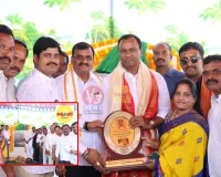 గోదాం శంకుస్థాపన లో పాల్గొన్న ఎమ్మెల్యే కోమటిరెడ్డి రాజగోపాల్ రెడ్డి 