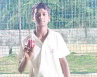 మట్టిలో మెరిసిన మాణిక్యం.. - HCA ఆధ్వర్యంలో నిర్వహించిన అండర్ -14 బాలుర క్రికెట్ టీం కు బొమ్మరబోయిన శివ దీక్షిత్ ఎంపిక