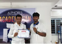 చిర్ర సాత్విక్‌ను అభినందించిన ఆల్ఫోర్స్ చైర్మన్ డాక్టర్ వి. నరేందర్ రెడ్డి.