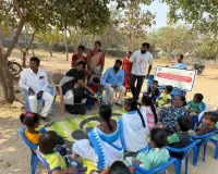 చిన్నారులకు అక్షరాభ్యాసం