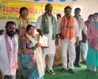 వార్డు సభ్యురాలికి సన్మానం