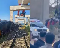 కదులుతున్న రైలుపై పడ్డ క్రేన్.. 22 మంది మృతి