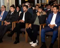 దావోస్ సదస్సులో 'మెగా' సందడి