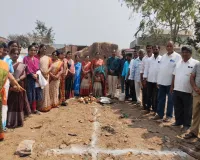 భవన నిర్మాణానికి భూమి పూజ   