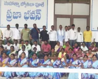 కనీస వేతనం చెల్లించాలి 