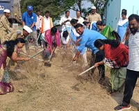 పరిసరాల శుభ్రత ప్రతి పౌరుడి సామాజిక బాధ్యత 