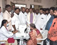 వైద్య శిబిరాలతో  పేదలకు మేలు : ఎంపీ లక్ష్మణ్