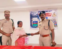 107 మొబైల్ ఫోన్ల  అప్పగింత 