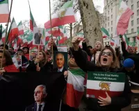 తక్షణమే ఇరాన్‌ను వీడండి