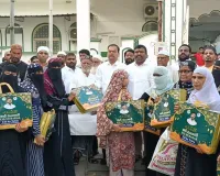 రంజాన్ తోఫాల పంపిణీ 