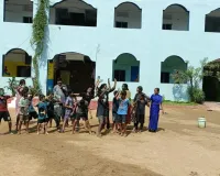 కృష్ణవేణి స్కూల్లో హోలీ సంబరాలు 