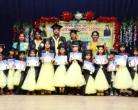 ఘనంగా ప్రీ ప్రైమరీ గ్రాడ్యుయేషన్ డే 