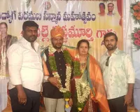 ఘనంగా ఎడిసి పల్లె కృష్ణమూర్తి ఉద్యోగ విరమణ సన్మానం . -అభినందనలు తెలిపిన గద్దె విజయ్ నేత 