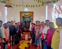 ముత్యాలమ్మ ను దర్శించుకున్న చిలకమర్రి