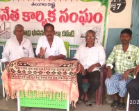 చేనేత కుటుంబాన్ని ఆదుకోవాలి   