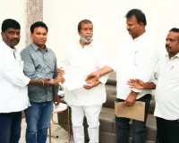 జర్నలిస్టులకు హెల్త్ కేర్ పథకాన్ని వర్తింపచేయాలి 