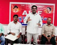 విద్యా కమిషన్ నివేదికపై చర్చలు జరపాలి