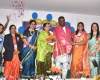 మహిళలు వంటింటికే పరిమితం కాకూడదు 