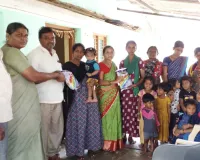 అంగన్వాడి సెంటర్లను సందర్శించిన సర్పంచి 