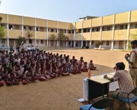 మత్తు పదార్థాలకు దూరంగా ఉండాలి