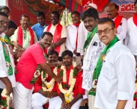 ప్రభుత్వాసుపత్రి స్థాయిని పెంచాలని నిరాహార దీక్ష