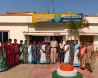 ఆశా వర్కర్ల అరెస్ట్ 