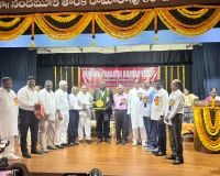 టిసిసి రాష్ట్ర అధ్యక్షునికి  ఘన సన్మానం 