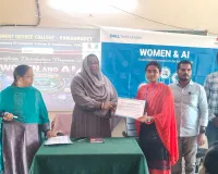 విద్యార్థులకు సర్టిఫికెట్ల ప్రదానం  