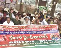 రవాణా కార్మికులకు సంక్షేమ బోర్డు ఏర్పాటు చేయాలి