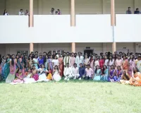 సాంప్రదాయ దినోత్సవం ఘనంగా.. చైతన్య విశ్వవిద్యాలయంలో సంస్కృతి సందడి