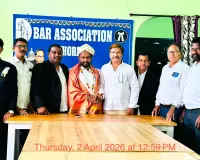  తొర్రూరు ఫోటో బార్ అసోసియేషన్ నూతన అధ్యక్షుని సన్మానించిన పాండు