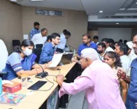 ఫిర్యాదులను సత్వరమే పరిష్కరించాలి 