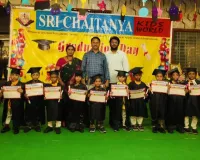 శ్రీ చైతన్య పాఠశాలల్లో గ్రాడ్యుయేషన్ డే వేడుకలు