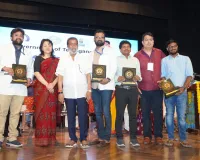 డాక్టర్ క్రాప విజయ్‌కు సన్మానం 